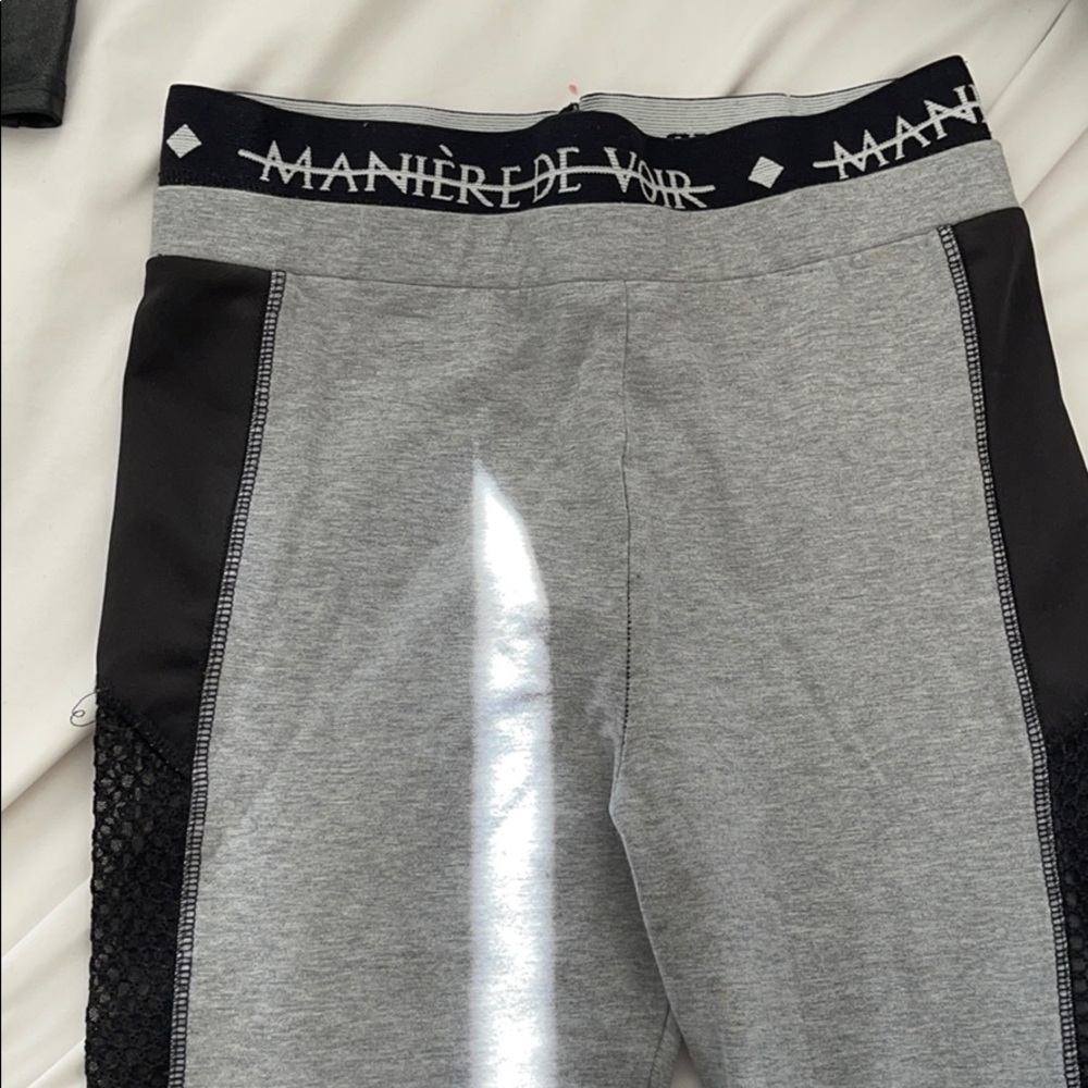 Maniere de Voir leggings